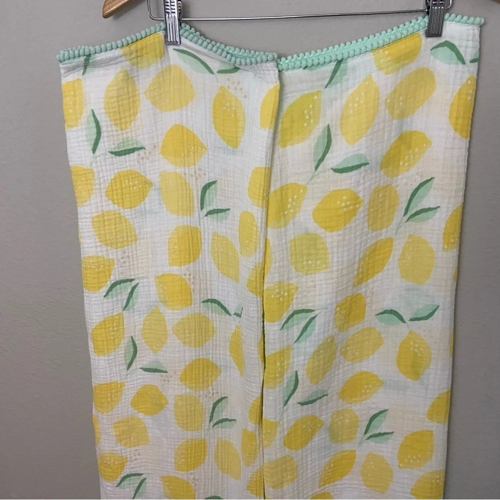 Cloud Island 100% Cotton Muslin Swaddle Baby Blanket Lemon Pom Pom Trim Set of 2